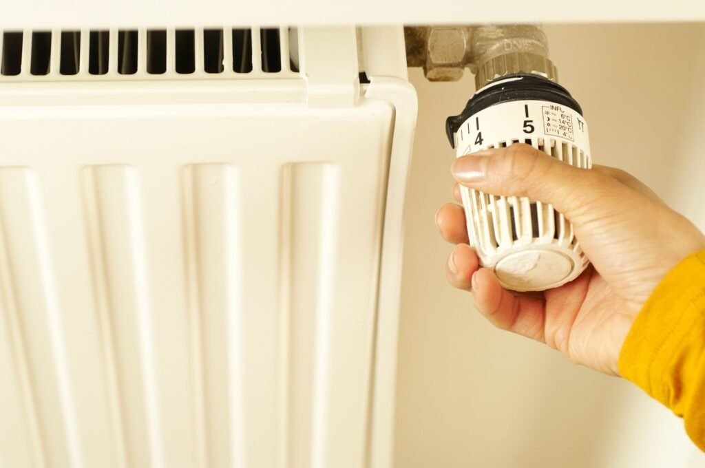 Réglage d’une vanne thermostatique de radiateur